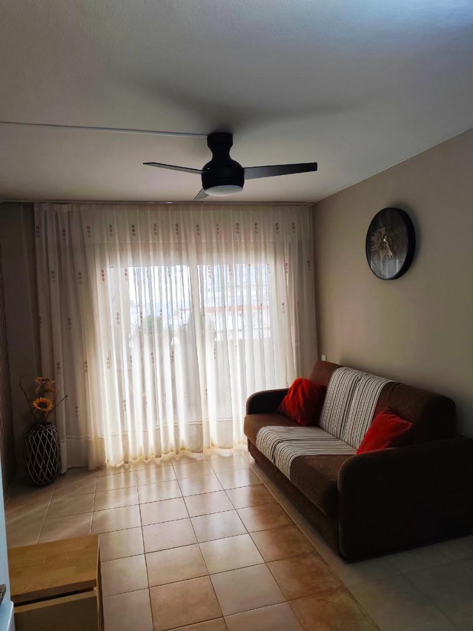 Comfy Apartment In Salou Exterior photo